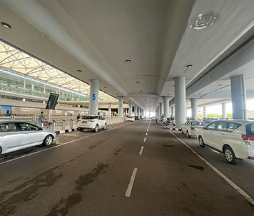 Ramp Parking (Quick Pick-Up/Drop)